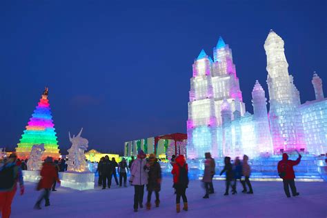 哈爾濱住店多少錢，冰雪大世界裡的一場夢